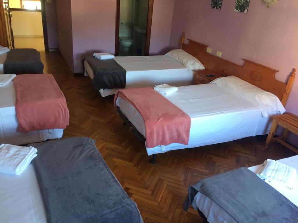 Albergue Hostal Telmo Туй Экстерьер фото